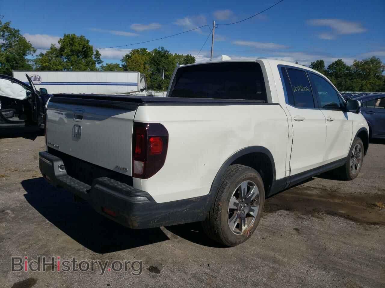 2017 HONDA RIDGELINE - VIN: 5FPYK3F62HB025674 - Фото 4