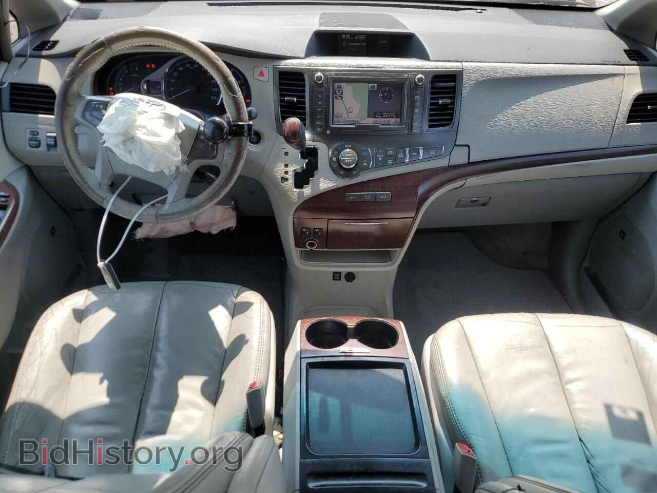 2011 TOYOTA All Models - VIN: 5TDYK3DC3BS157220 - Фото 8