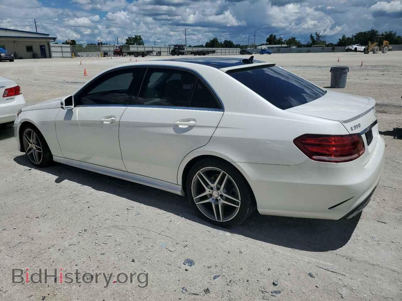 2014 MERCEDES-BENZ E-CLASS - VIN: WDDHF8JB7EA984447 - Фото 2