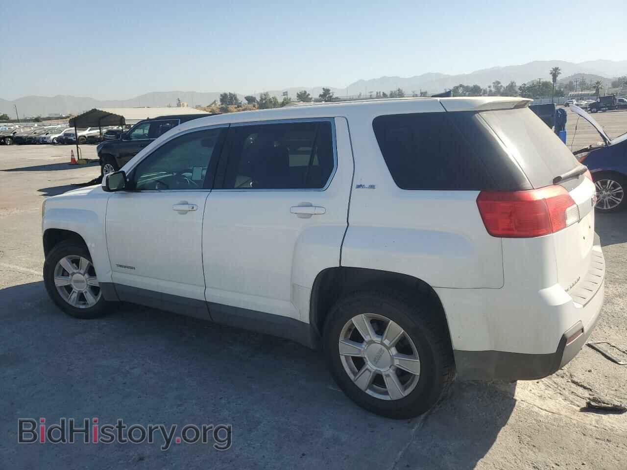 2011 GMC TERRAIN - VIN: 2CTALMEC5B6479648 - Photo 2