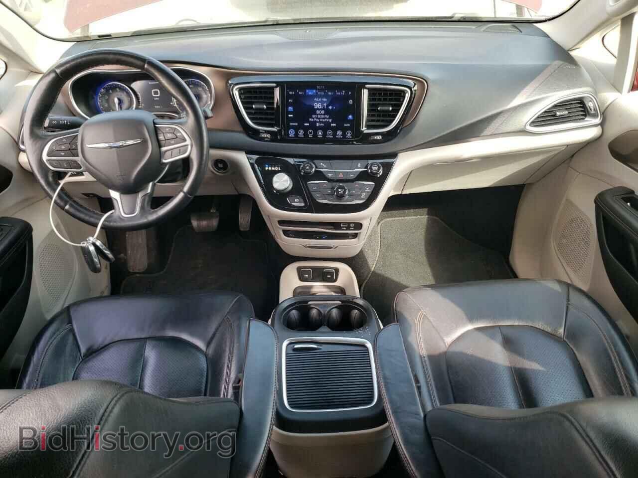 2017 CHRYSLER PACIFICA - VIN: 2C4RC1EGXHR677889 - Фото 8