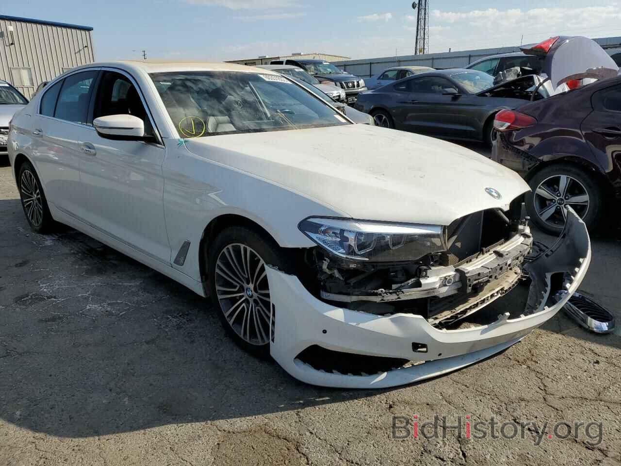 Photo WBAJA5C35HG896686 - BMW 5 SERIES 2017