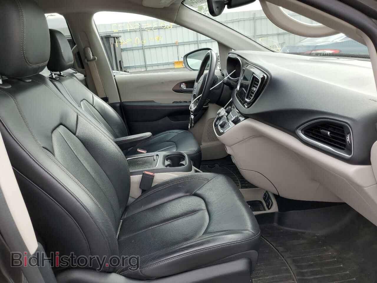 2017 CHRYSLER PACIFICA - VIN: 2C4RC1EG9HR644270 - Photo 5