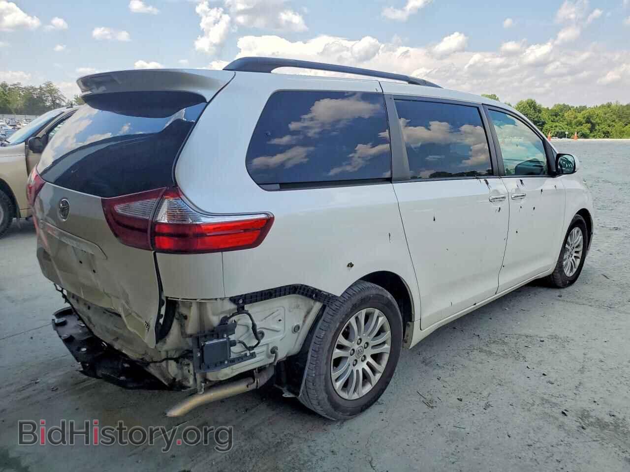 2017 TOYOTA SIENNA - VIN: 5TDYZ3DC7HS856483 - Фото 3