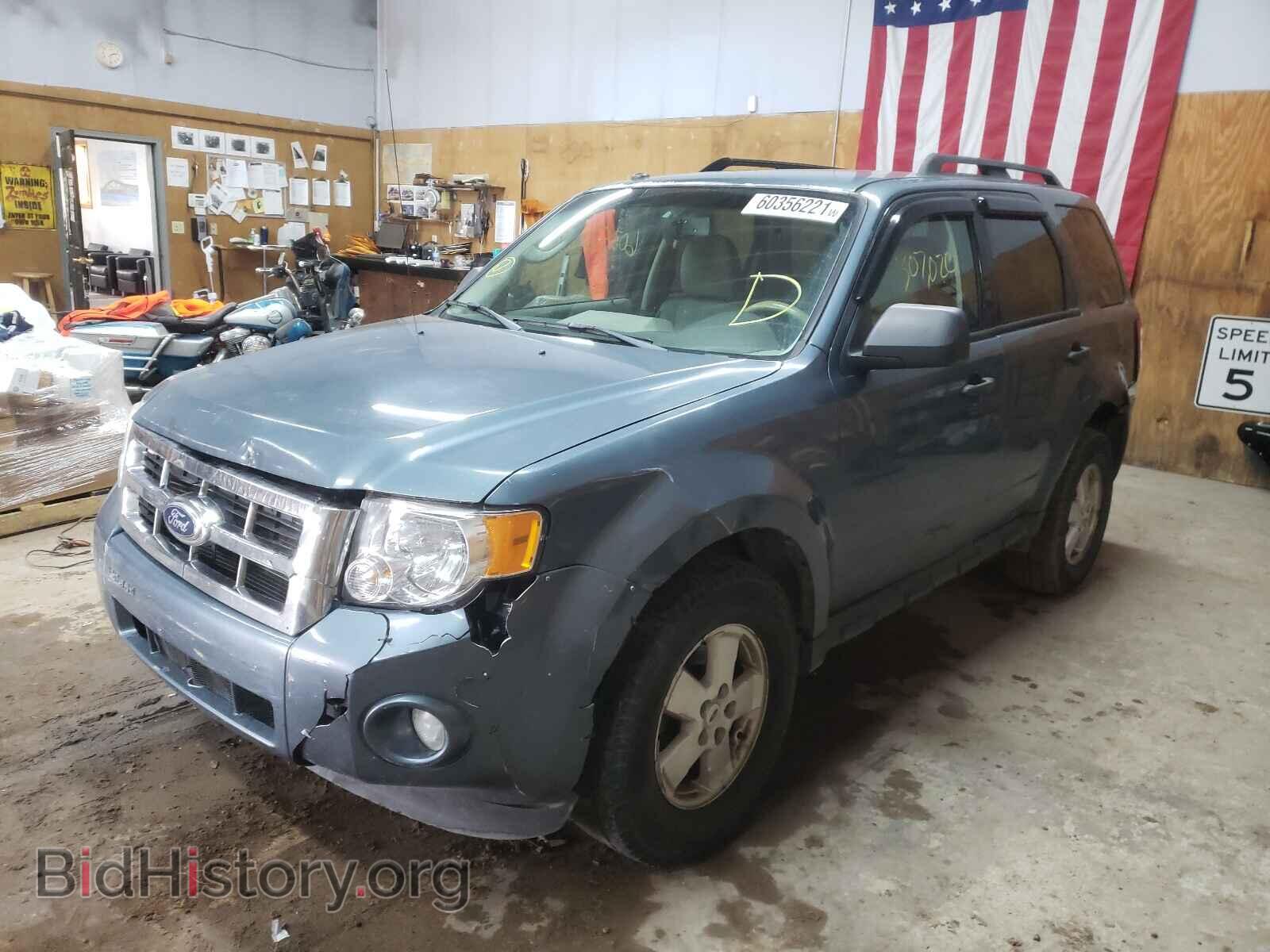 2011 FORD ESCAPE - VIN: 1FMCU9D74BKB61063 - Фото 2
