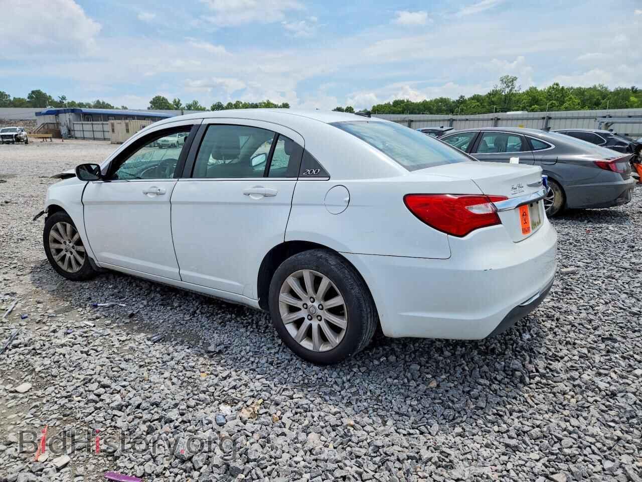 2013 CHRYSLER 200 - VIN: 1C3CCBBB4DN598038 - Photo 2