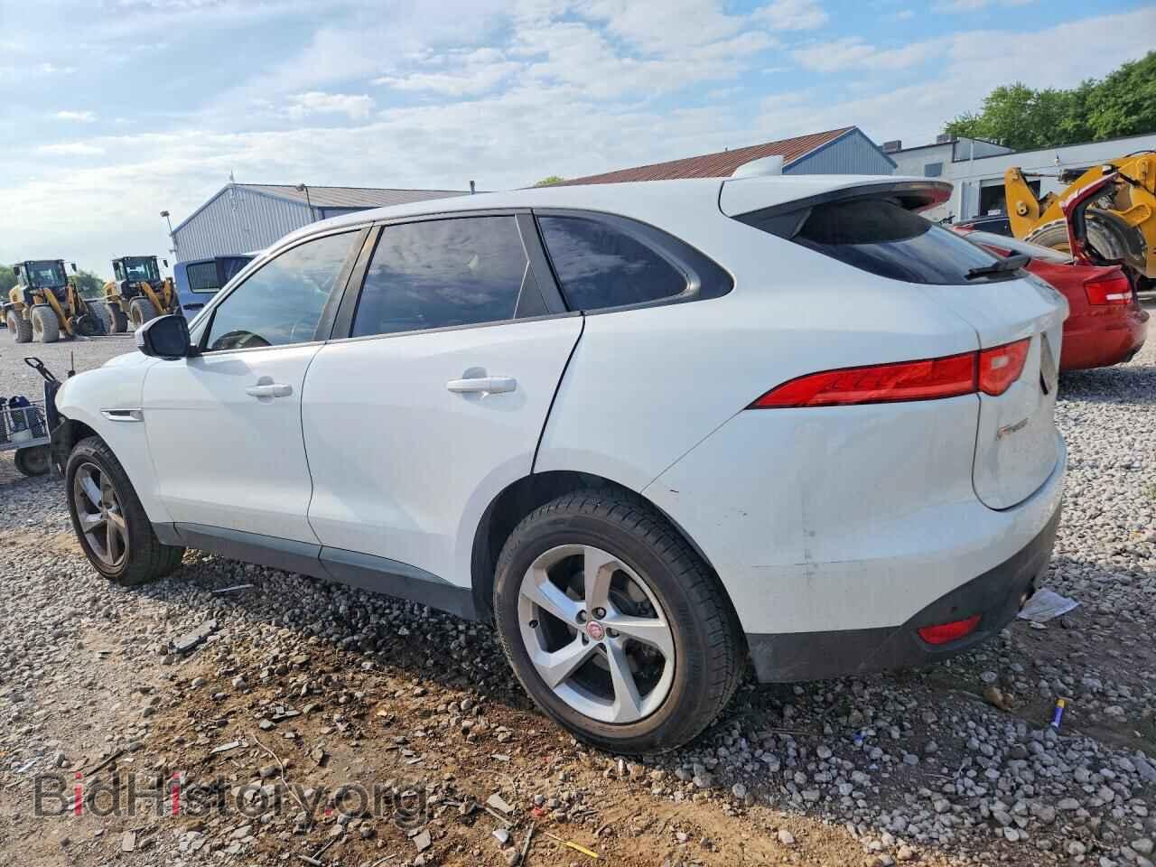 2017 JAGUAR F-PACE - VIN: SADCJ2BVXHA049490 - Photo 2