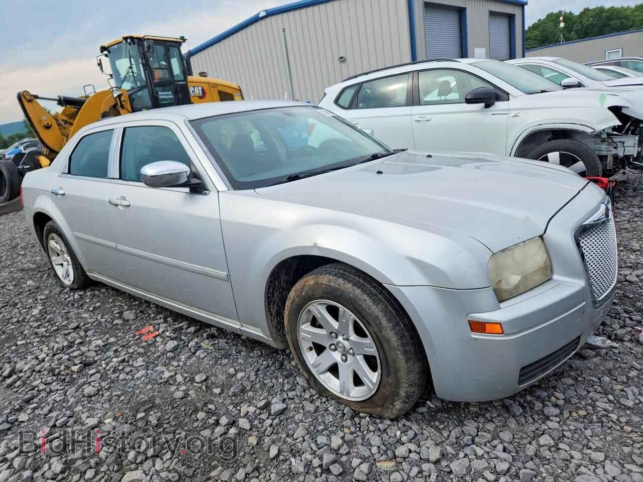 2007 CHRYSLER 300 - VIN: 2C3KA43R17H829497 - Photo 4