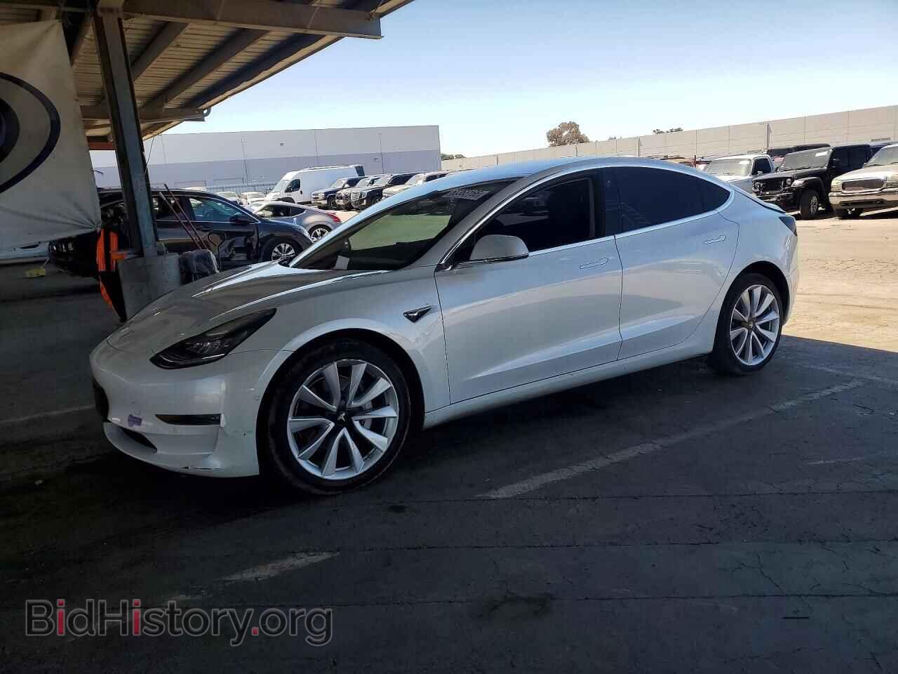 Фотография 5YJ3E1EA7JF164662 - TESLA MODEL 3 2018