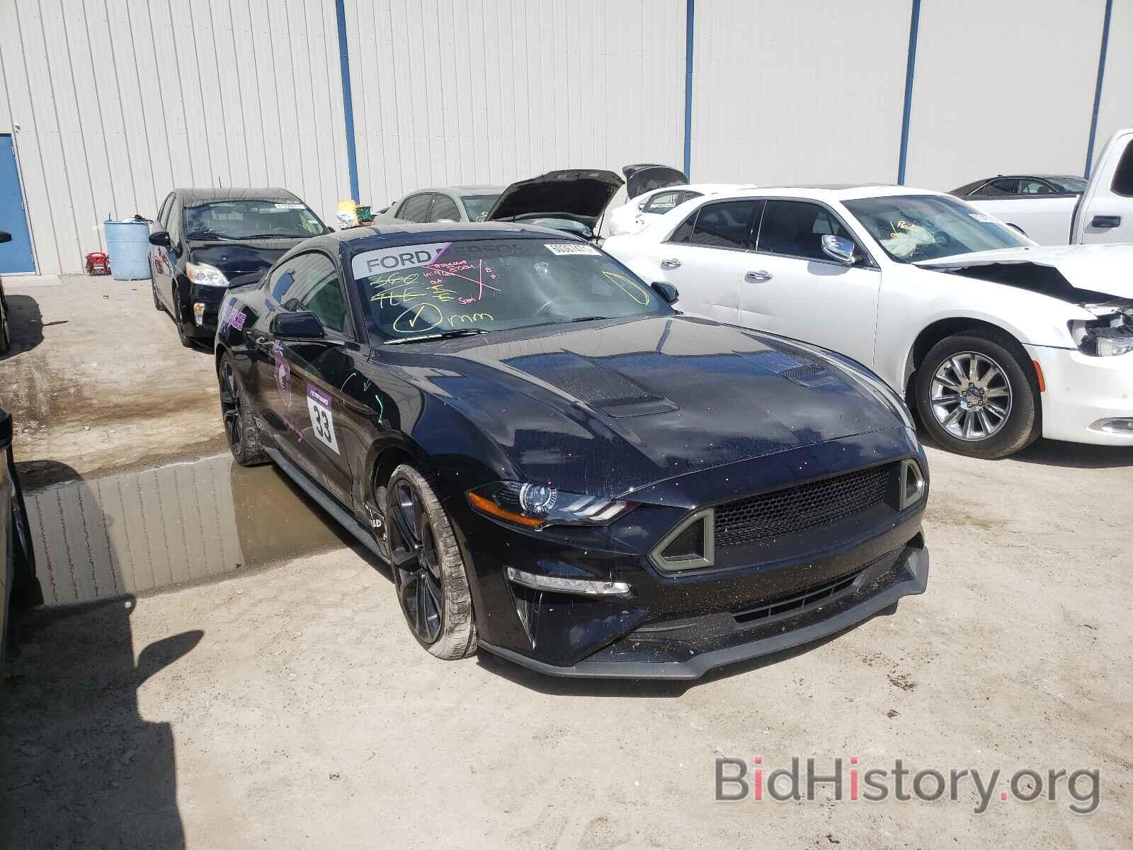 Photo 1FA6P8TH0J5121143 - FORD MUSTANG 2018