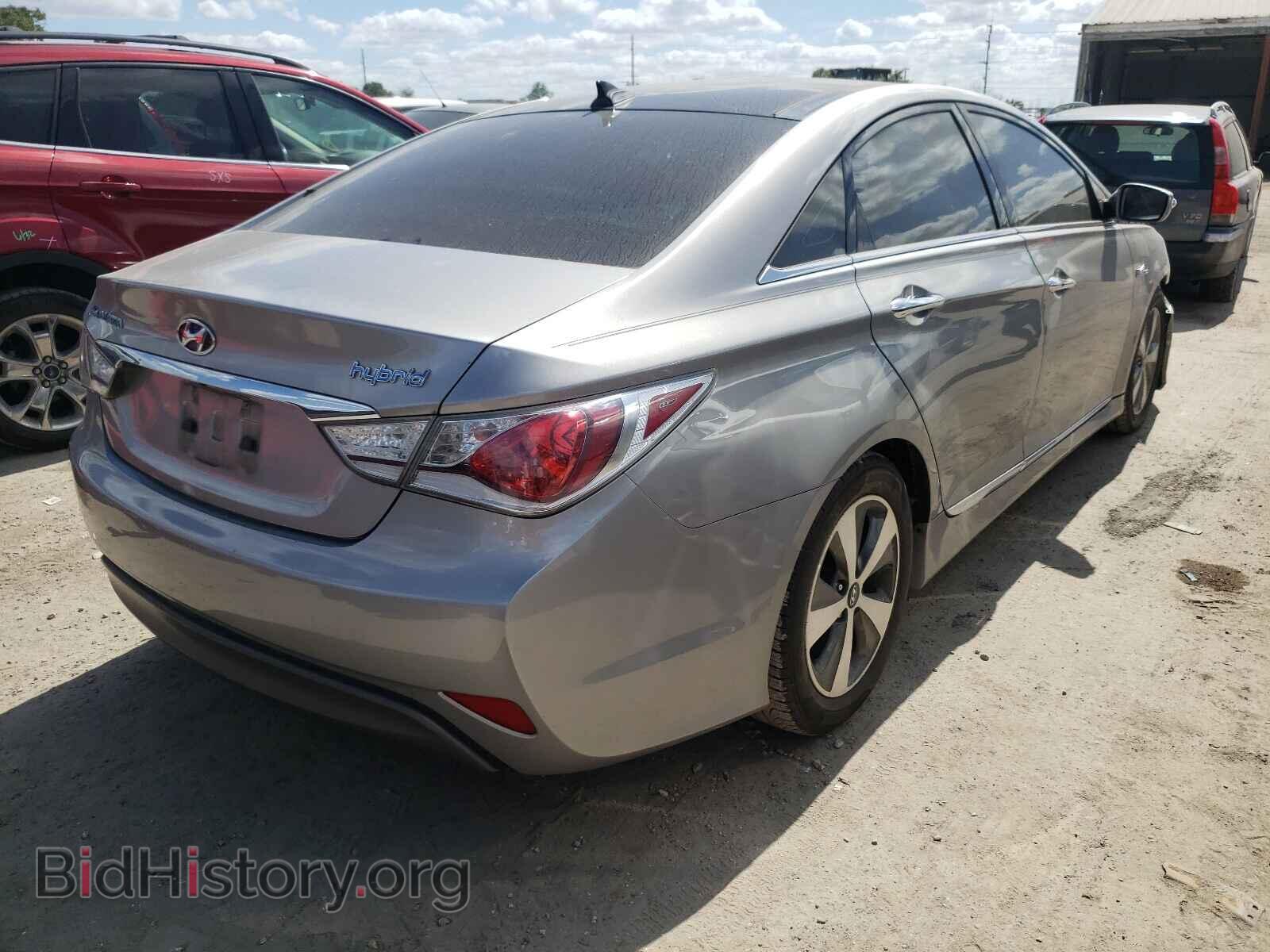 2012 HYUNDAI SONATA - VIN: KMHEC4A44CA041392 - Фото 4