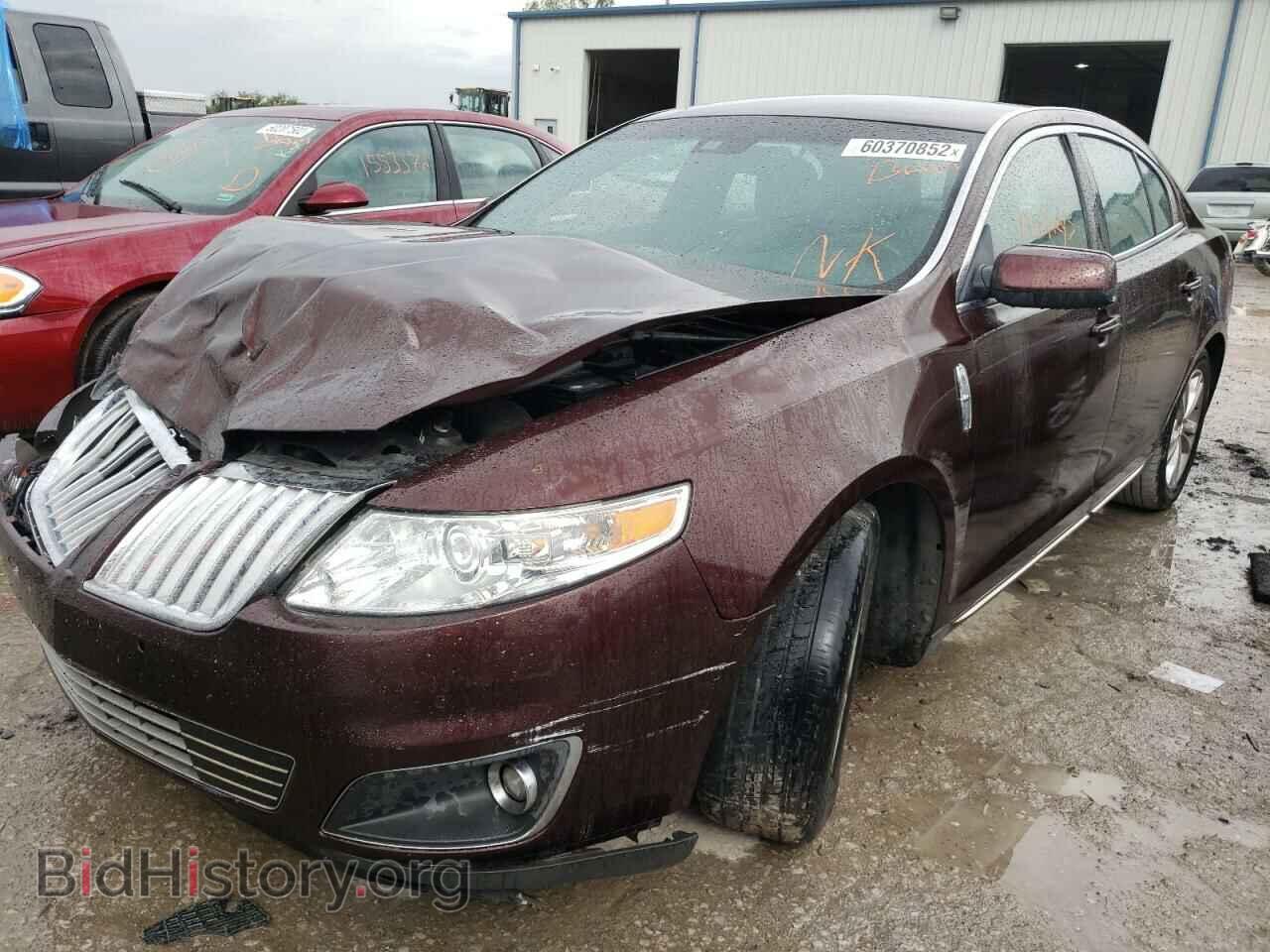 2010 LINCOLN MKS - VIN: 1LNHL9DR4AG616280 - Фото 2