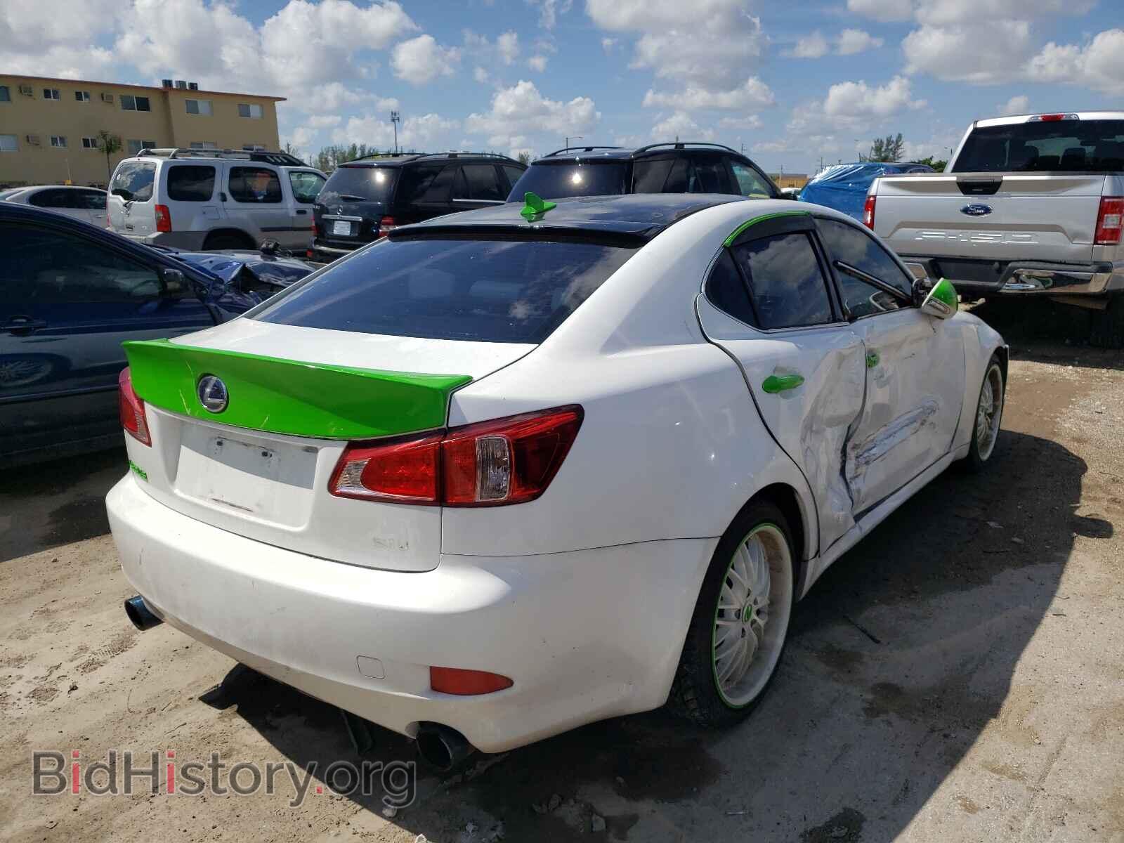 2011 LEXUS IS - VIN: JTHBF5C20B5143889 - Фото 4