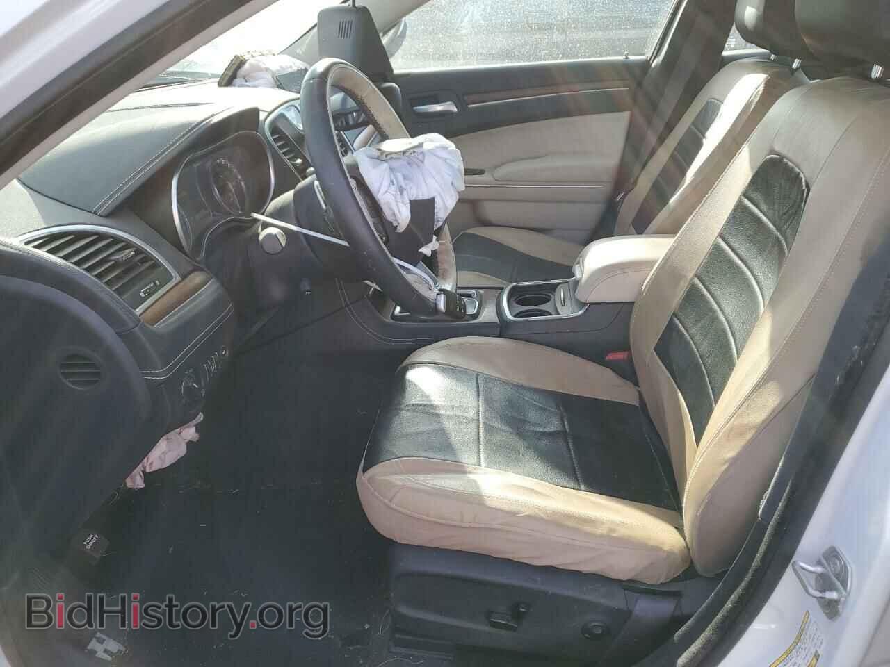 2016 CHRYSLER 300 - VIN: 2C3CCASG8GH136276 - Фото 7