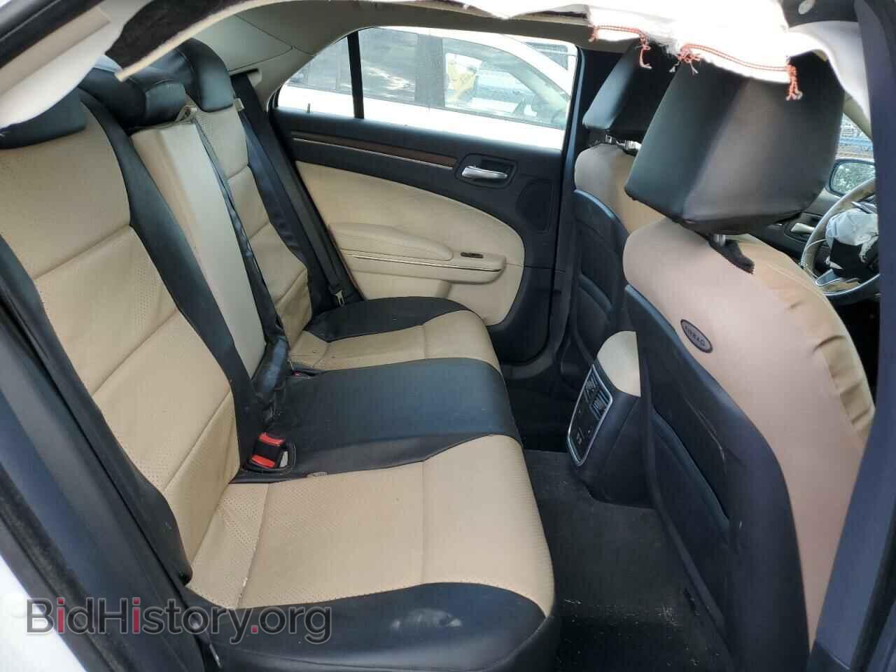 2016 CHRYSLER 300 - VIN: 2C3CCASG8GH136276 - Фото 10