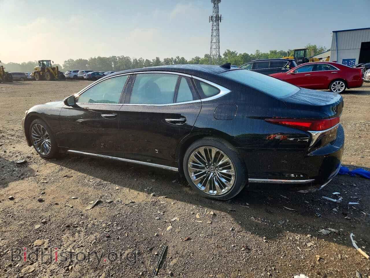 2018 LEXUS LS500 - VIN: JTHC51FF3J5003073 - Photo 2