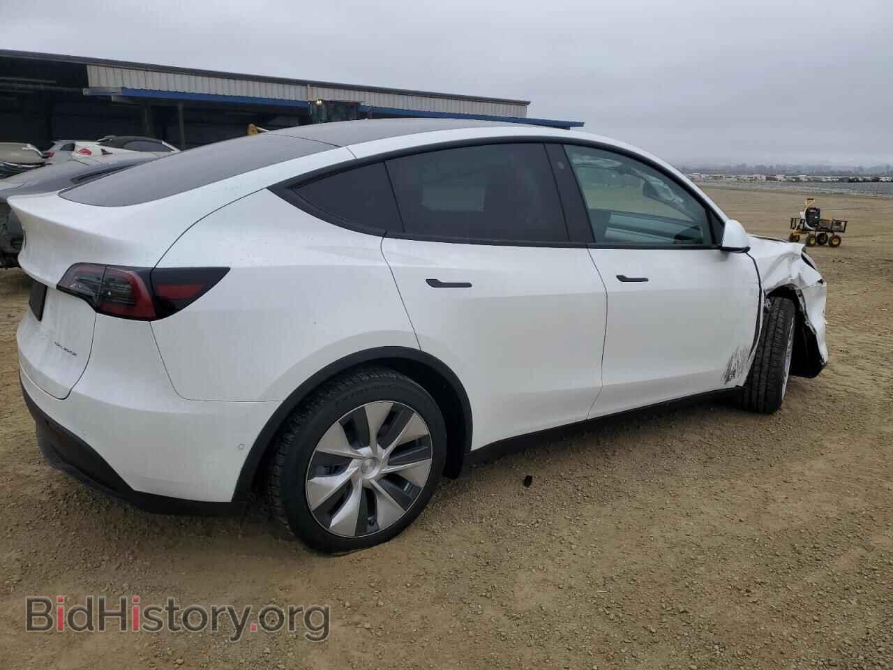 2021 TESLA MODEL Y - VIN: 5YJYGAEE0MF282754 - Фото 3