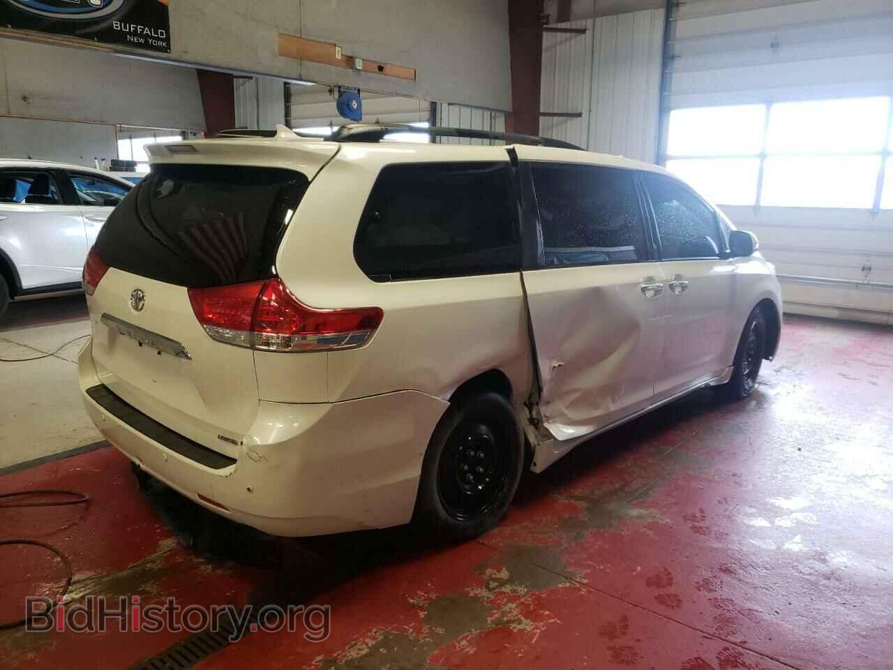 2013 TOYOTA SIENNA - VIN: 5TDYK3DC8DS361949 - Фото 4