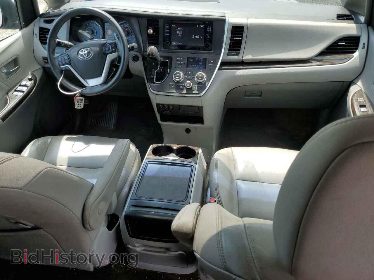 2017 TOYOTA All Models - VIN: 5TDYZ3DCXHS815152 - Фото 8