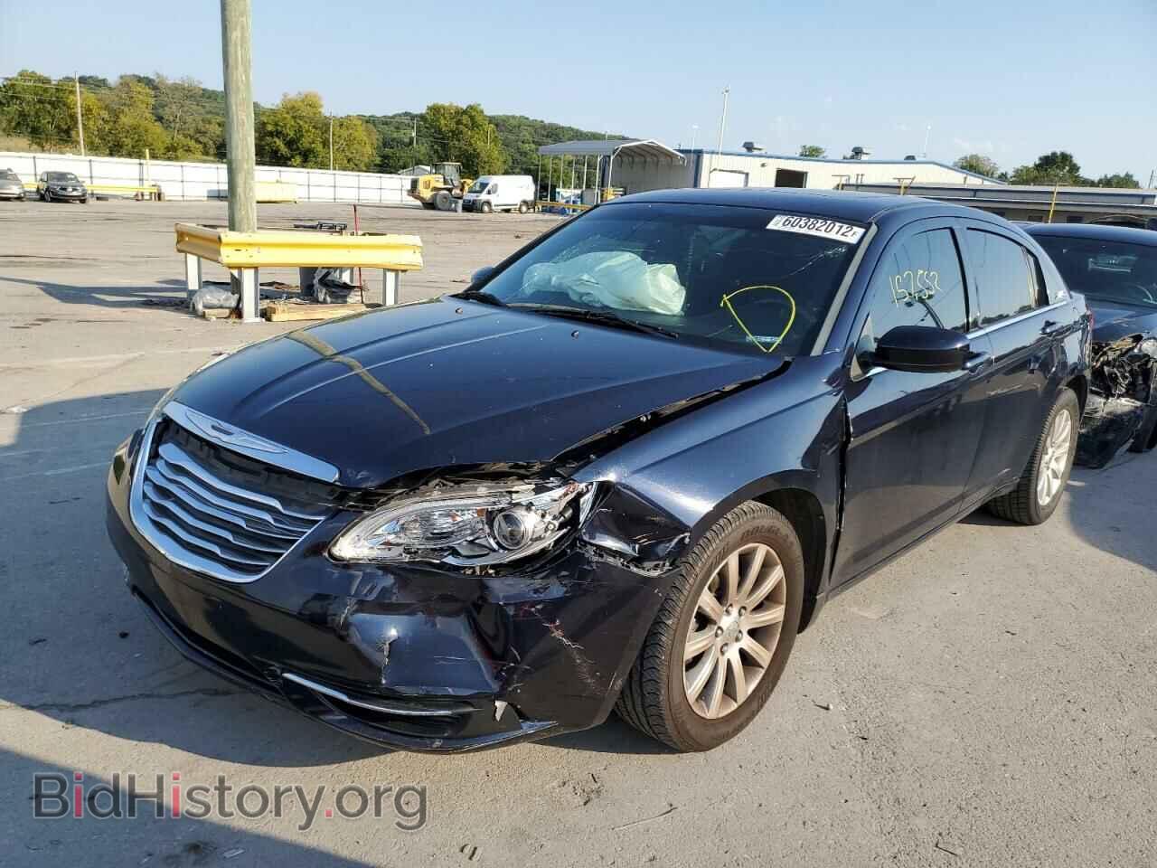 2012 CHRYSLER 200 - VIN: 1C3CCBBB2CN176168 - Фото 2