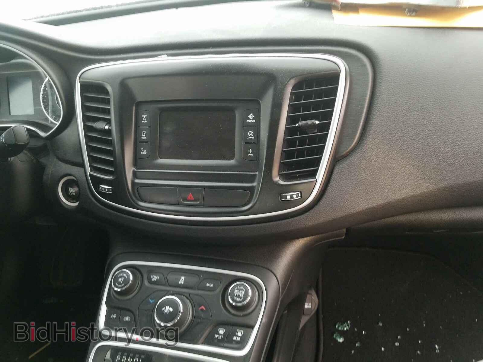 2015 CHRYSLER 200 - VIN: 1C3CCCAB0FN686045 - Фото 9