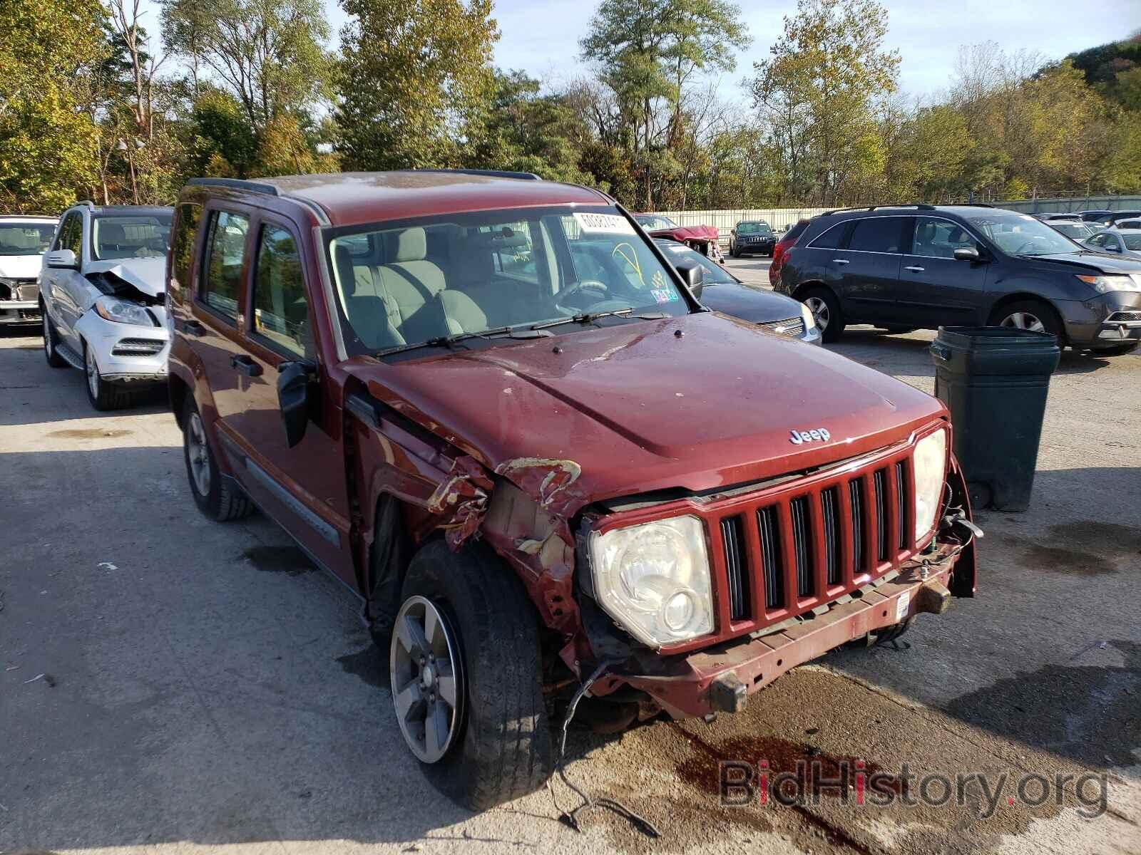 Photo 1J8GN28K68W119741 - JEEP LIBERTY 2008