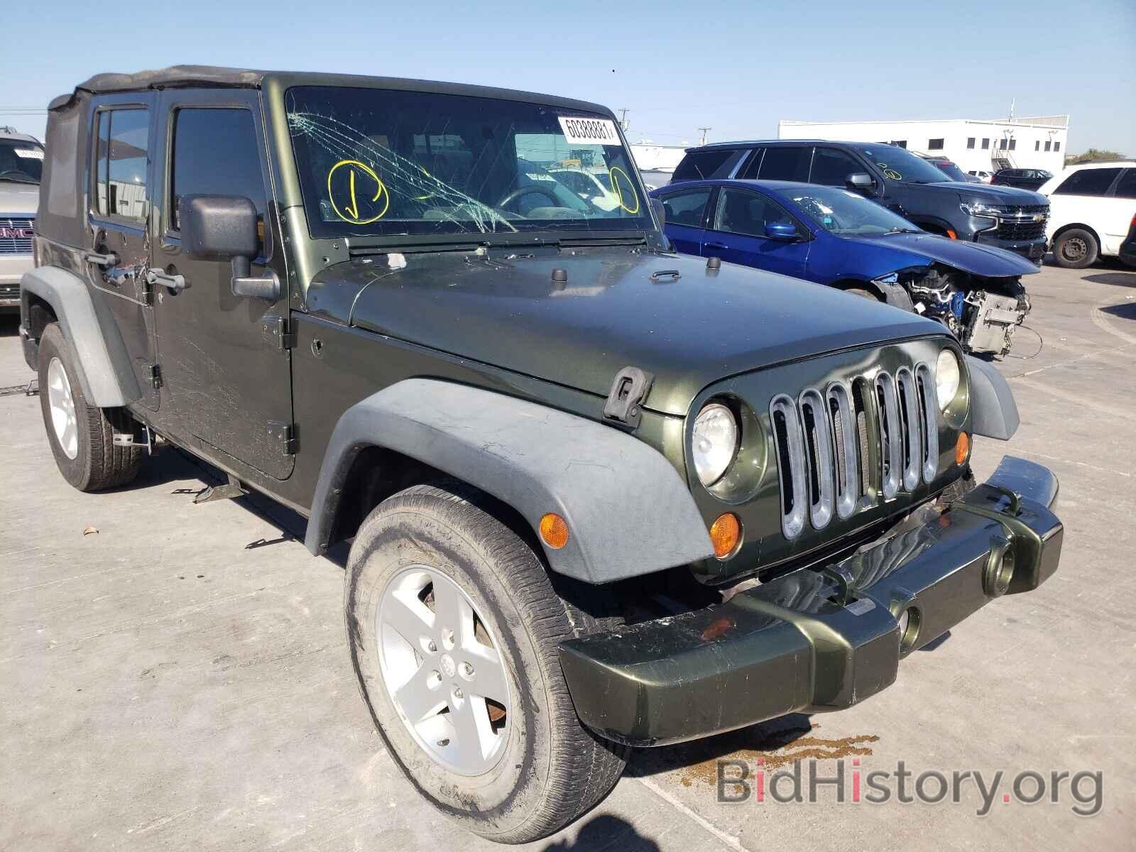 Photo 1J4GB39117L159134 - JEEP WRANGLER 2007