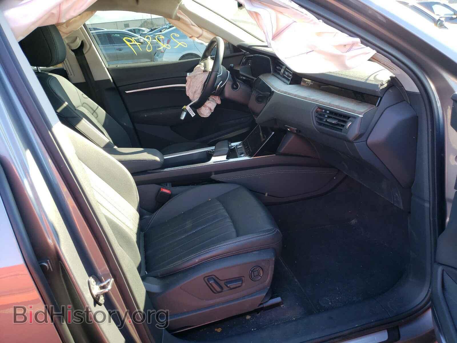 2019 AUDI E-TRON - VIN: WA1LAAGEXKB007816 - Photo 5