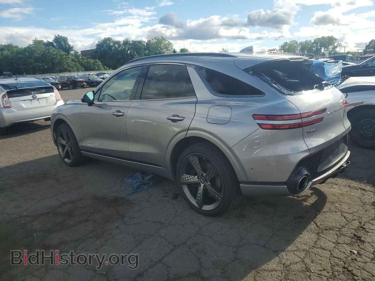 2023 GENESIS GV70 BASE - VIN: KMUMADTB6PU103555 - Photo 2