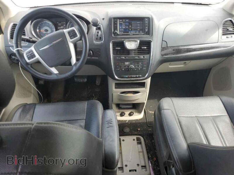2015 Chrysler MINIVAN (VIN 2C4RC1BG2FR554069) — photo 8 of 14
