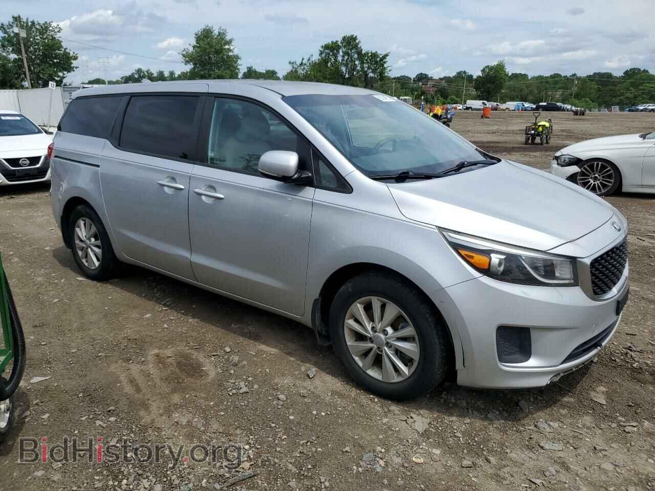 2018 KIA All Models - VIN: KNDMB5C10J6345556 - Photo 4