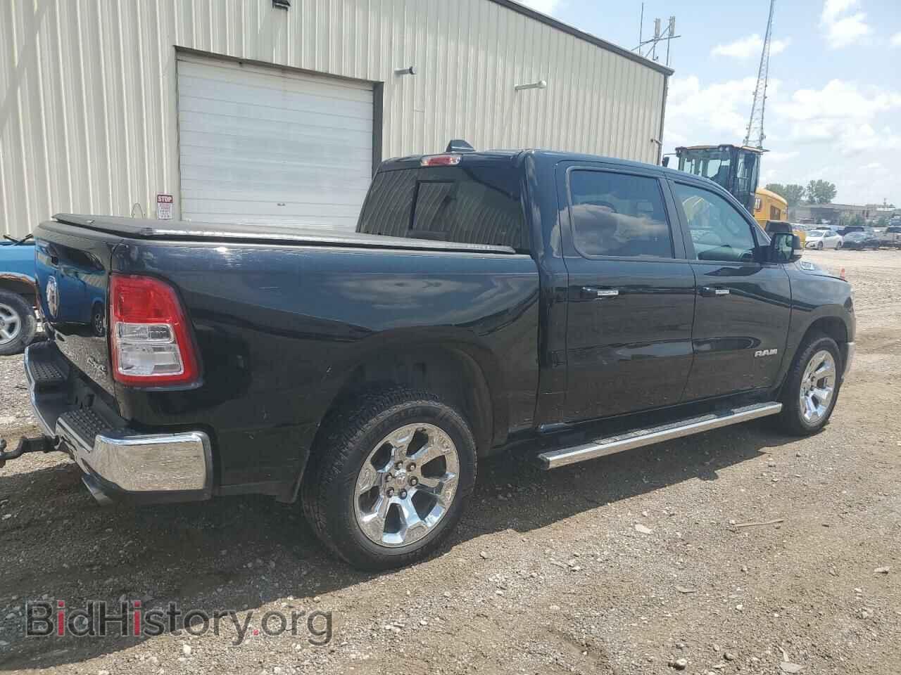 2019 RAM 1500 - VIN: 1C6SRFFT8KN571056 - Фото 3