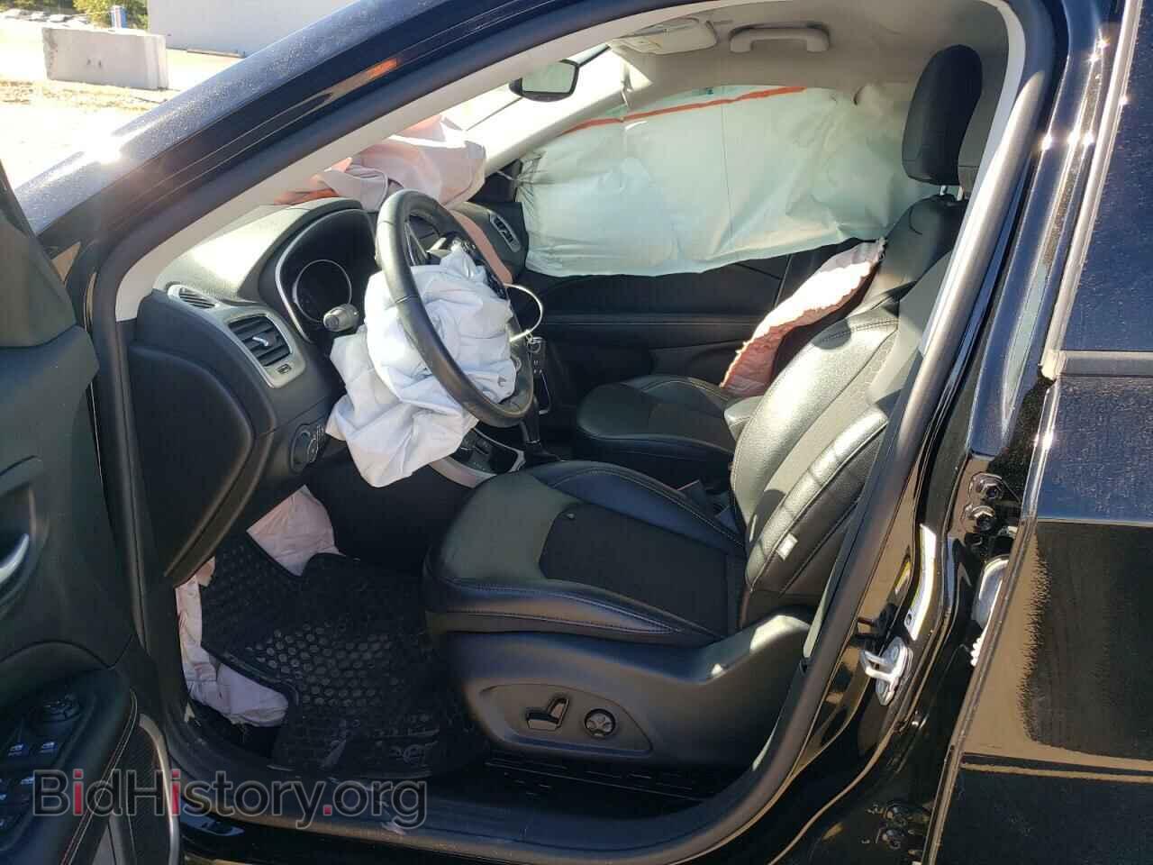 2019 JEEP COMPASS - VIN: 3C4NJDBB3KT641268 - Фото 5