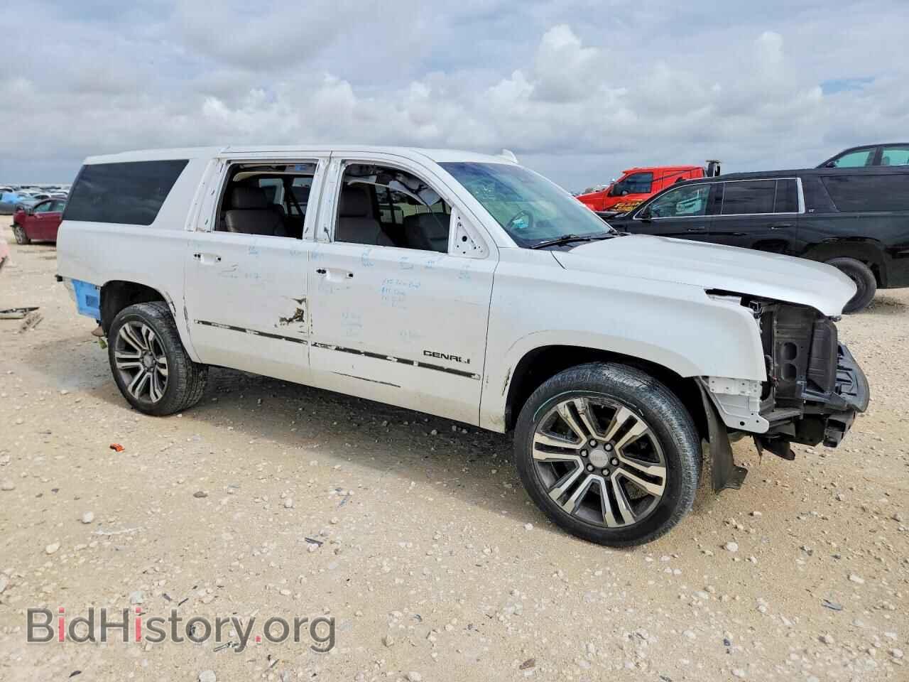 2017 GMC YUKON - VIN: 1GKS1HKJ4HR382071 - Photo 4