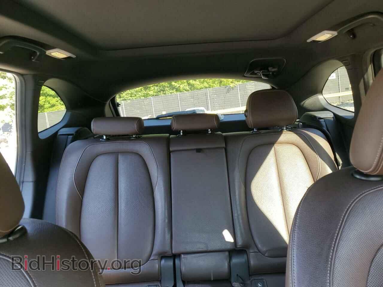 2016 BMW X1 - VIN: WBXHT3C39GP882744 - Фото 10