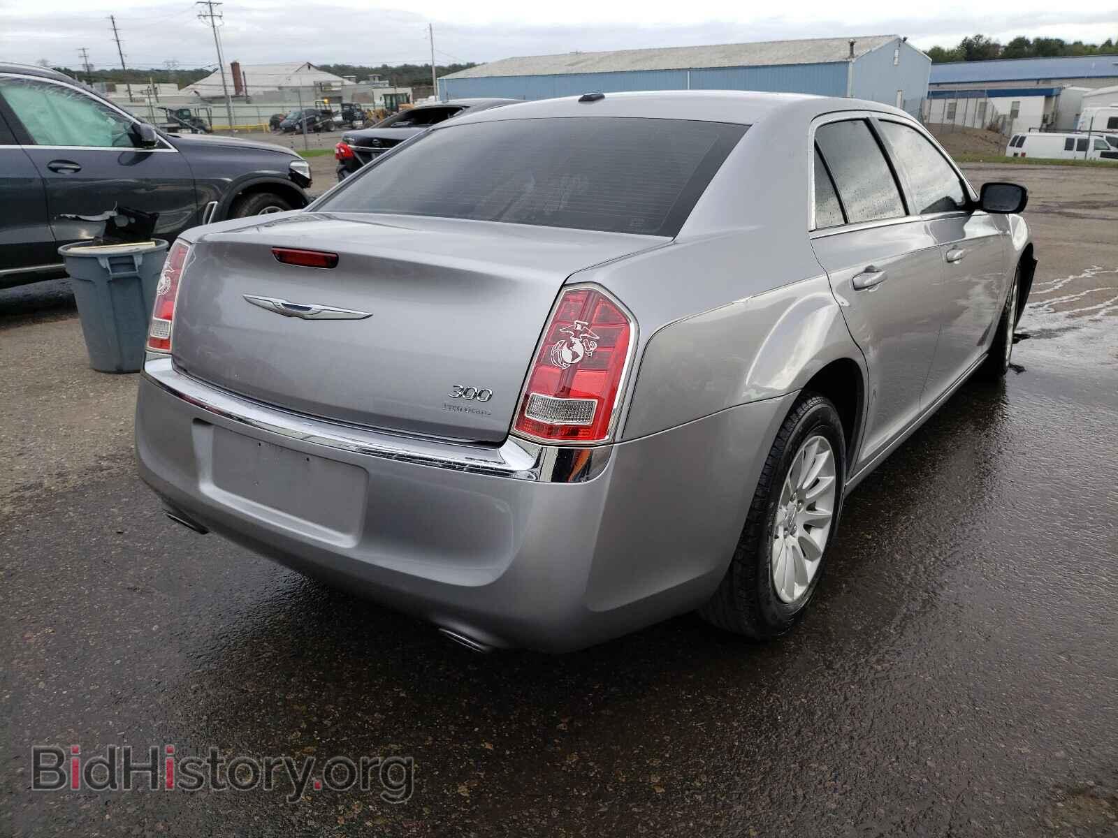2013 CHRYSLER 300 - VIN: 2C3CCAAG3DH708187 - Фото 4