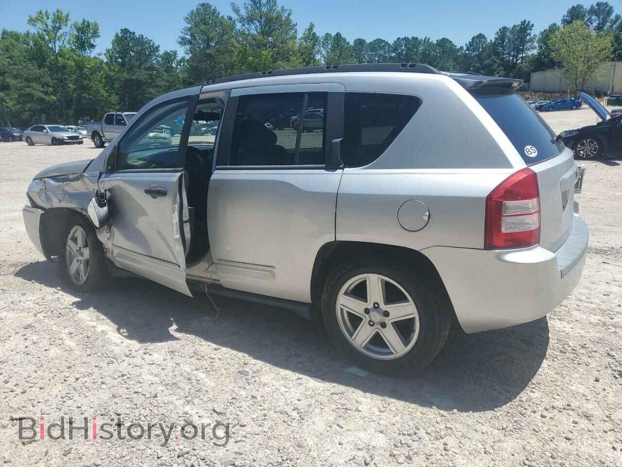 2008 JEEP COMPASS - VIN: 1J8FT47W38D668343 - Фото 2