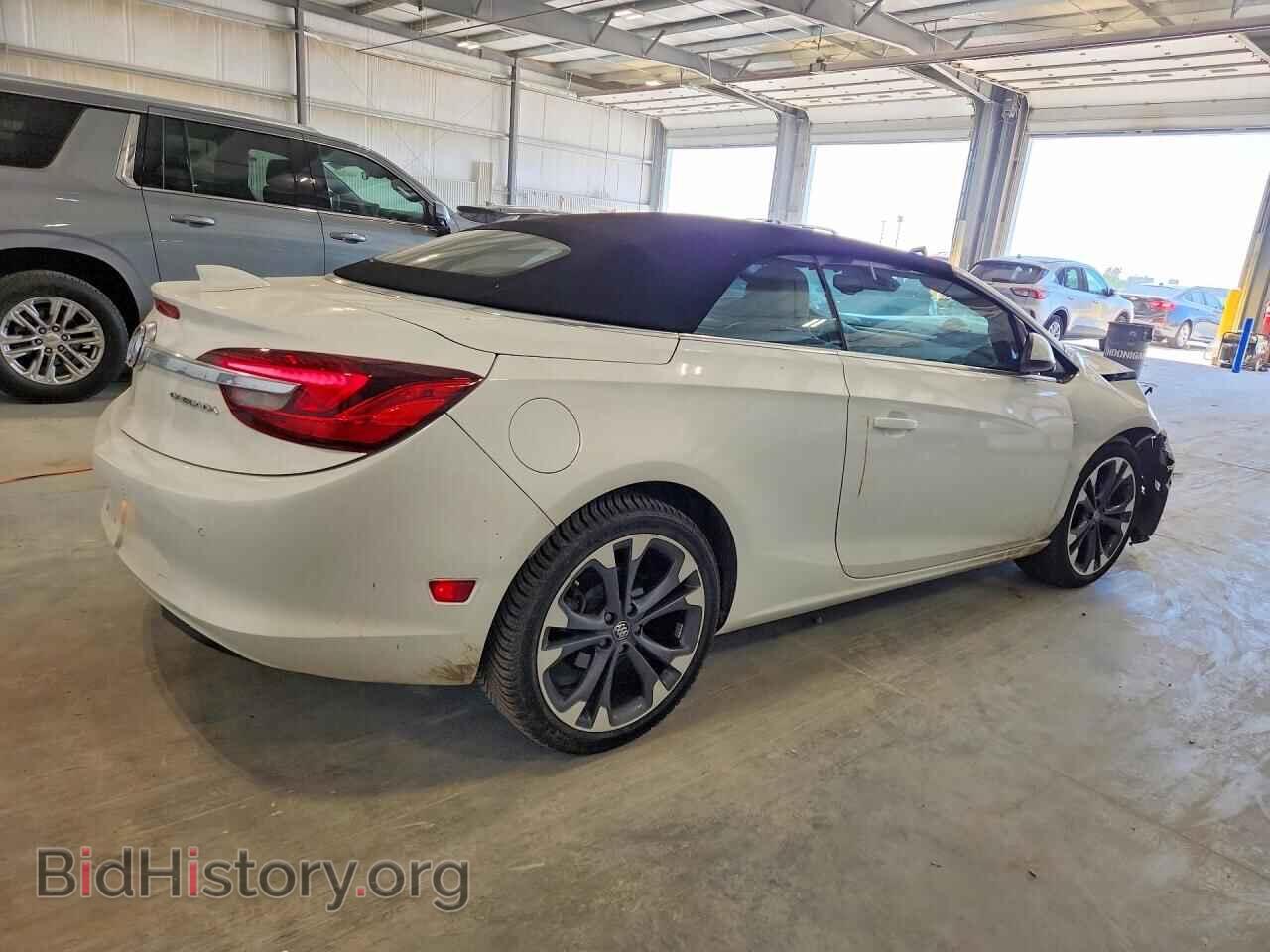 2017 BUICK CASCADA - VIN: W04WH3N55HG026034 - Photo 3