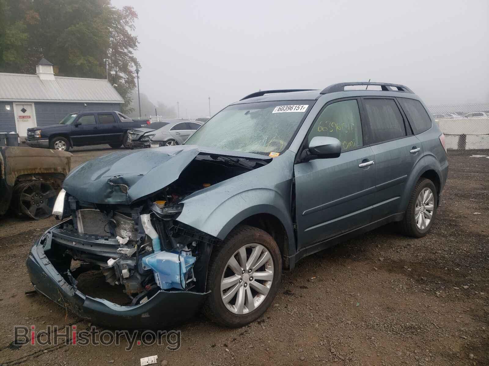 2011 SUBARU FORESTER - VIN: JF2SHADC6BH755672 - Фото 2