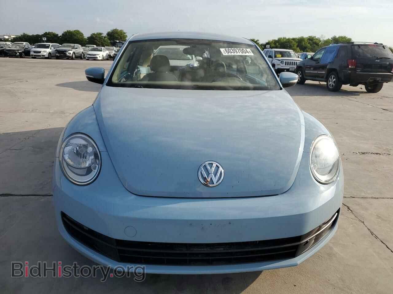 2014 VOLKSWAGEN BEETLE - VIN: 3VWJ17AT5EM634358 - Фото 5