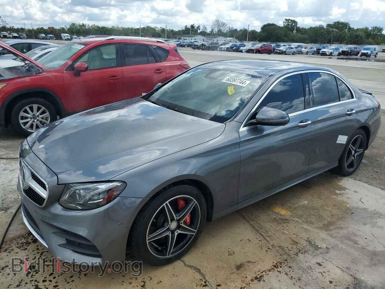 Фотография WDDZF4JB8HA049844 - MERCEDES-BENZ E-CLASS 2017