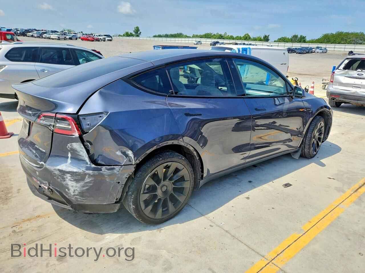 2022 TESLA MODEL Y - VIN: 7SAYGDEE2NF368234 - Photo 3