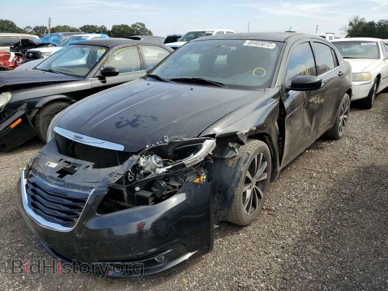 2014 CHRYSLER 200 - VIN: 1C3CCBBG8EN117043 - Фото 2