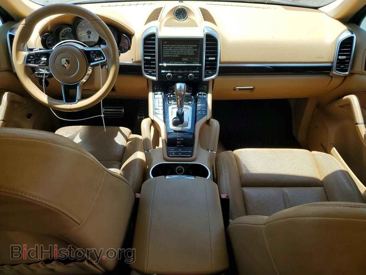 2016 PORSCHE CAYENNE - VIN: WP1AE2A26GLA62575 - Photo 8