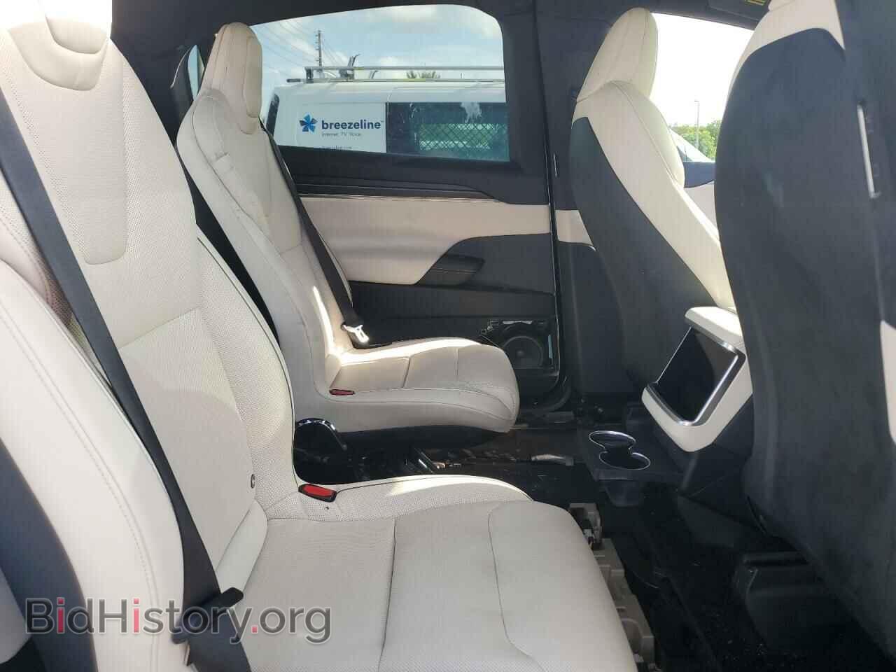 2022 TESLA MODEL X - VIN: 7SAXCBE66NF333670 - Photo 10