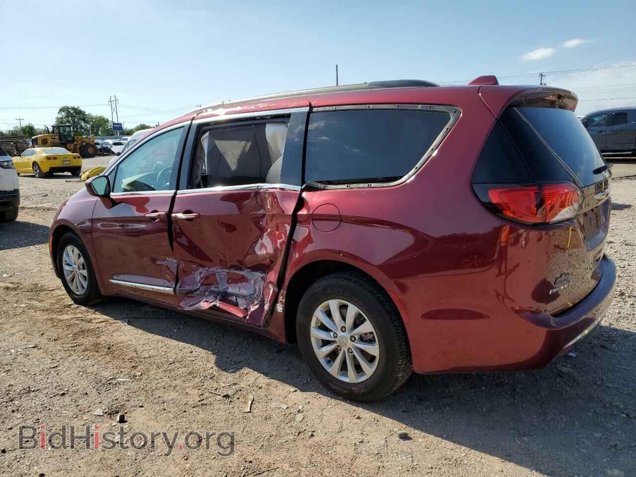 2017 CHRYSLER PACIFICA - VIN: 2C4RC1BG5HR542355 - Фото 2