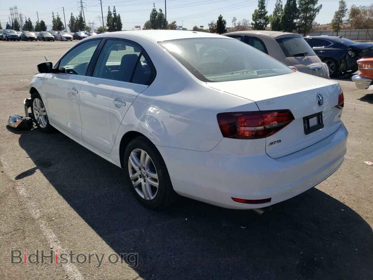 2017 VOLKSWAGEN JETTA - VIN: 3VW2B7AJ3HM215557 - Фото 3