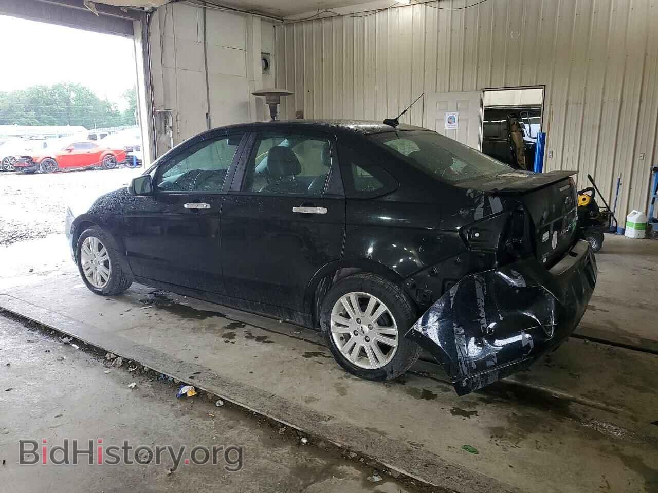 2011 FORD FOCUS - VIN: 1FAHP3HN0BW141785 - Photo 2