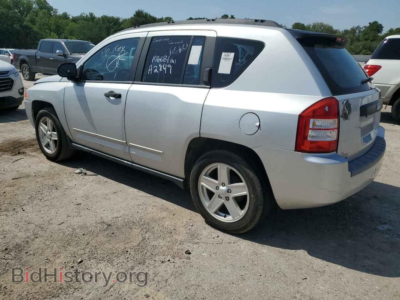 2008 JEEP COMPASS - VIN: 1J8FT47W08D783899 - Фото 2