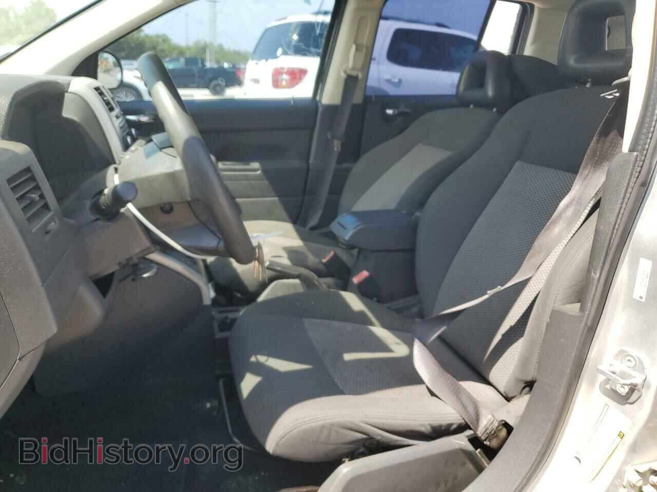 2008 JEEP COMPASS - VIN: 1J8FT47W08D783899 - Фото 7